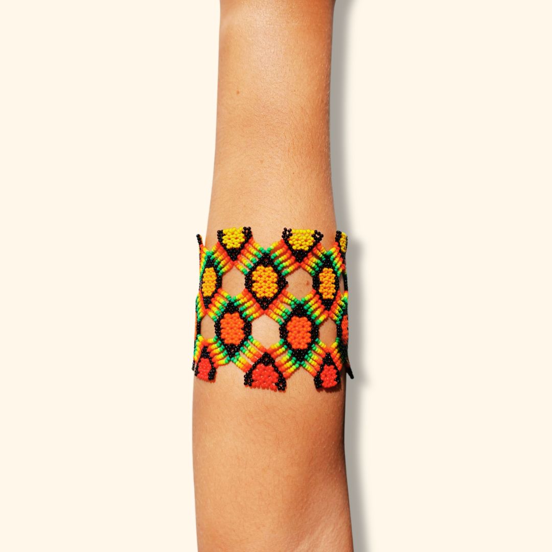 Pulseira de Miçangas Arte Indígena Elástica | Etnia Kaxinawa | 1191